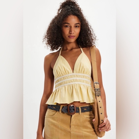 Free People Tops - NWT free people Nara halter top tie back Italian straw - cream/white sz Large